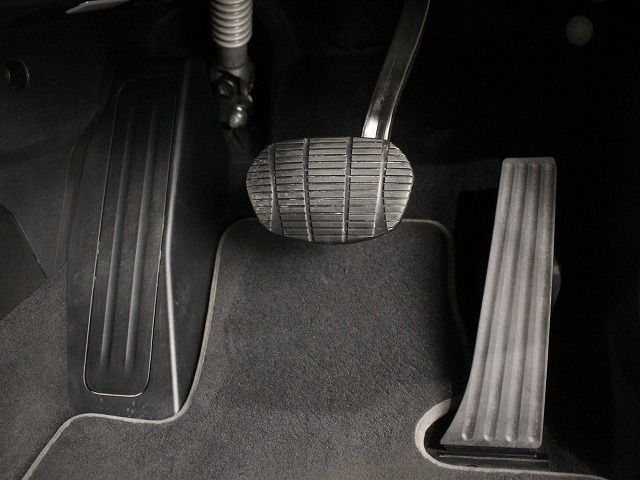 X1 sDrive18i RHD