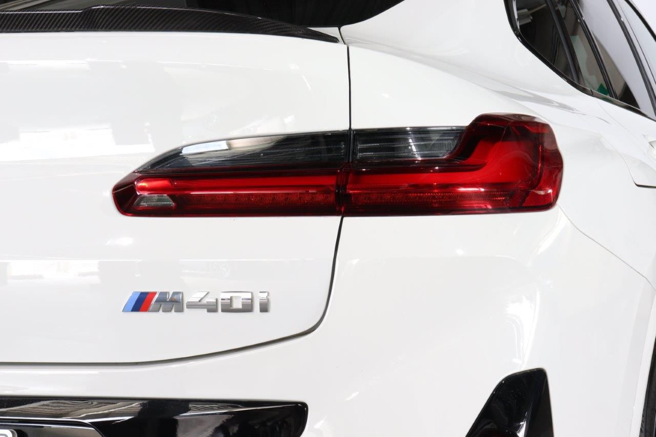 G02 X4 M40i RHD LCI