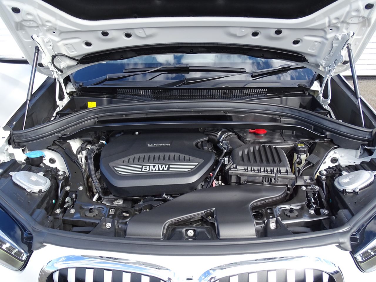 F48 X1 xDrive18d B47 2.0d LCI