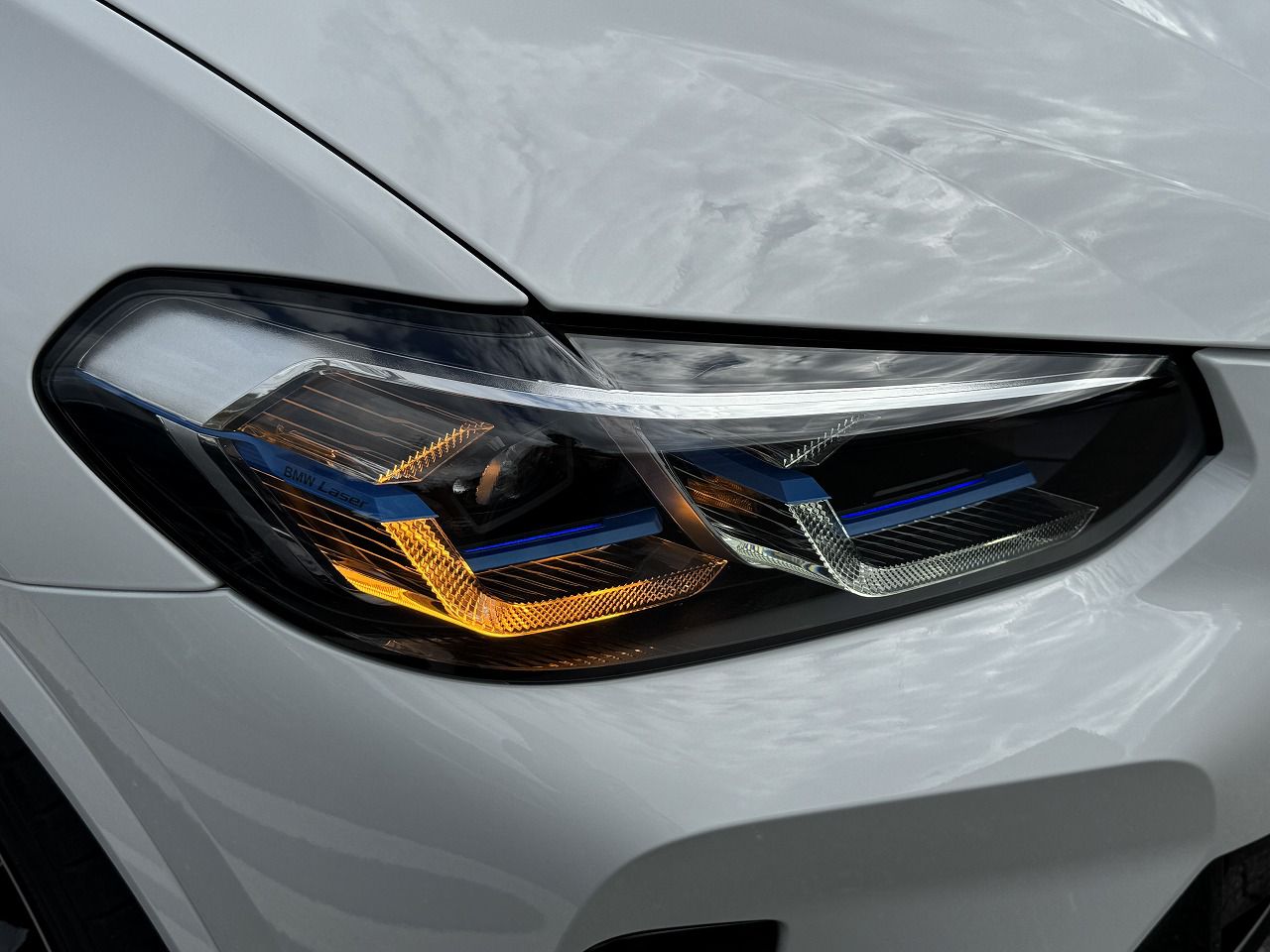 G01 X3 M40d RHD LCI ZA