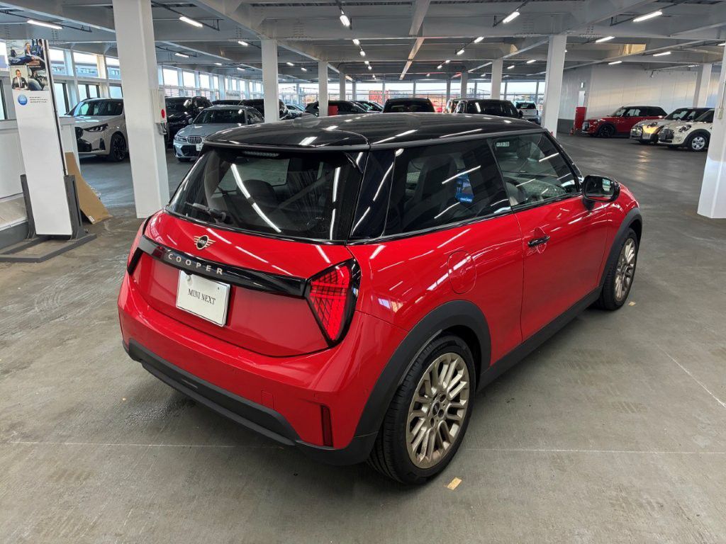 F66 MINI Cooper C 3Dr