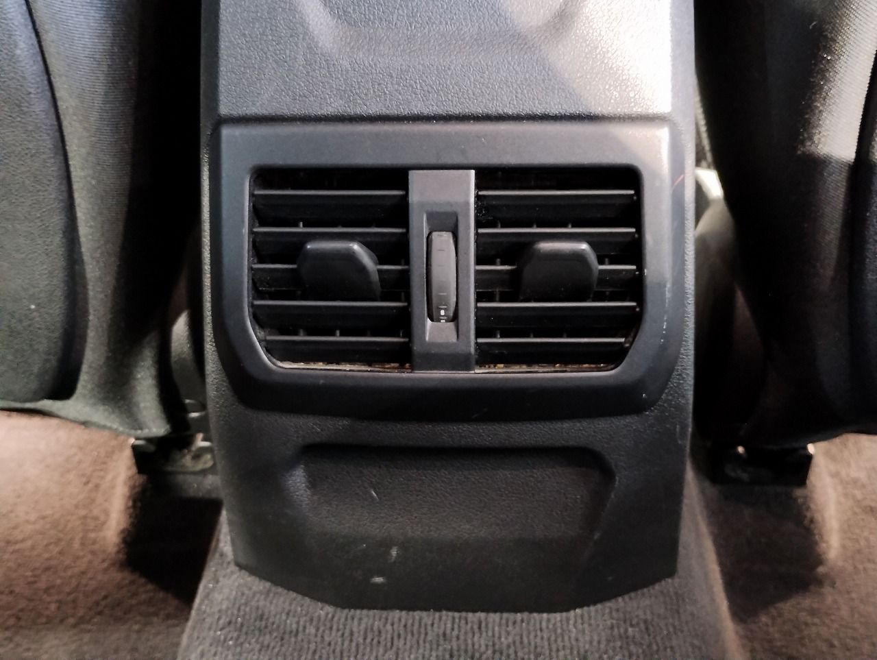 F40 118d Sports Hatch 5-door B47 2.0d