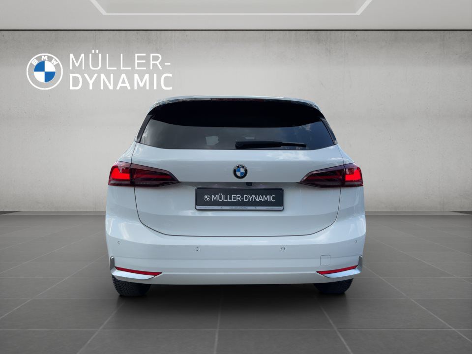 BMW 218