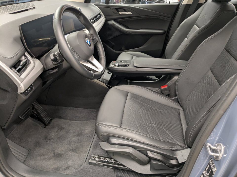 BMW 218