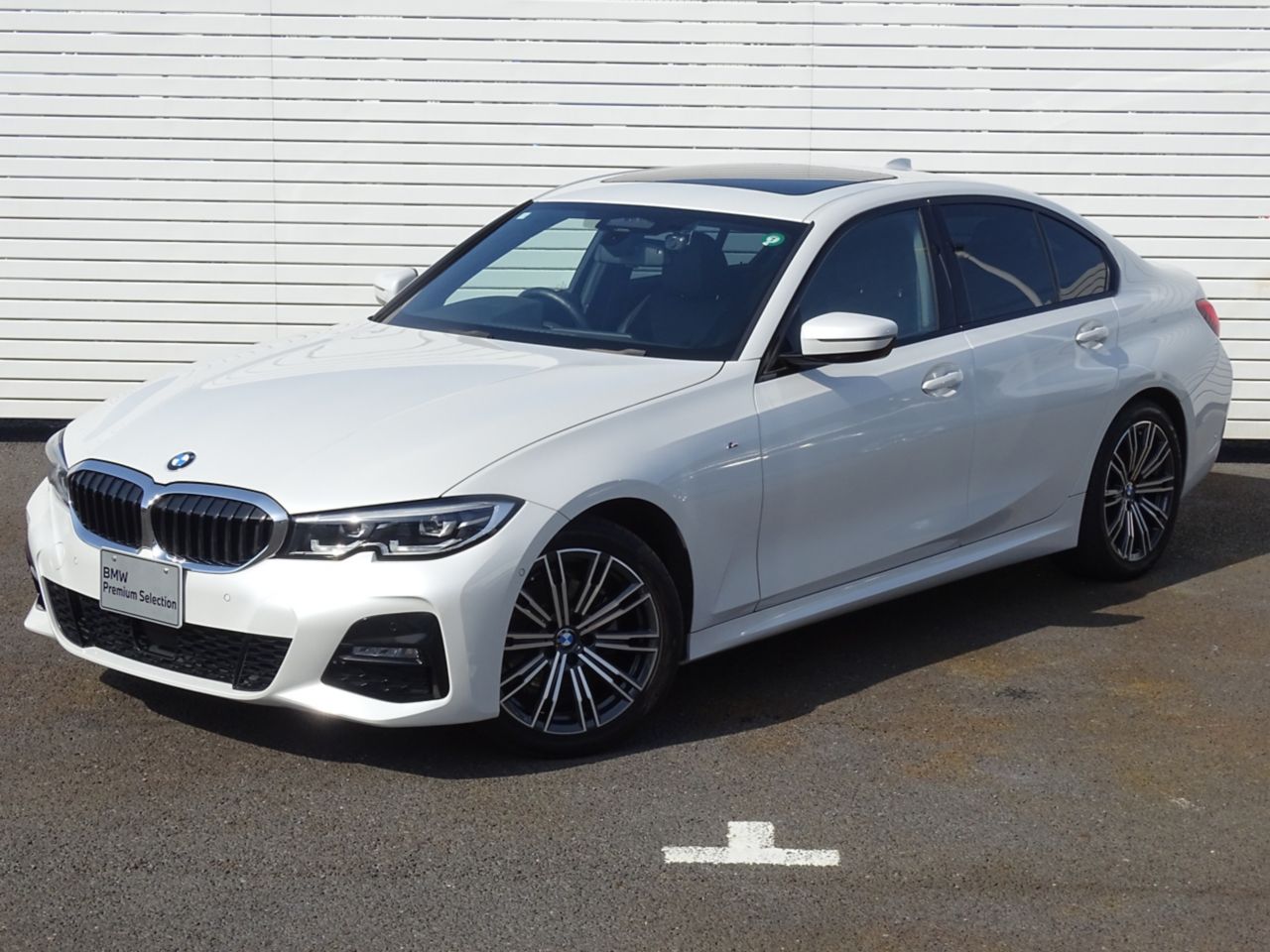 G20 320d xDrive RHD Saloon