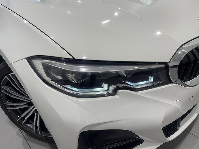 G21 320i RHD