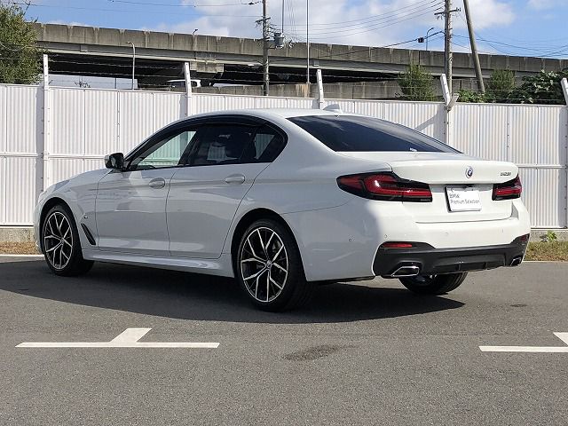 520i Sedan RHD