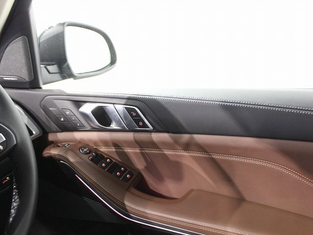 X5 xDrive30d RHD