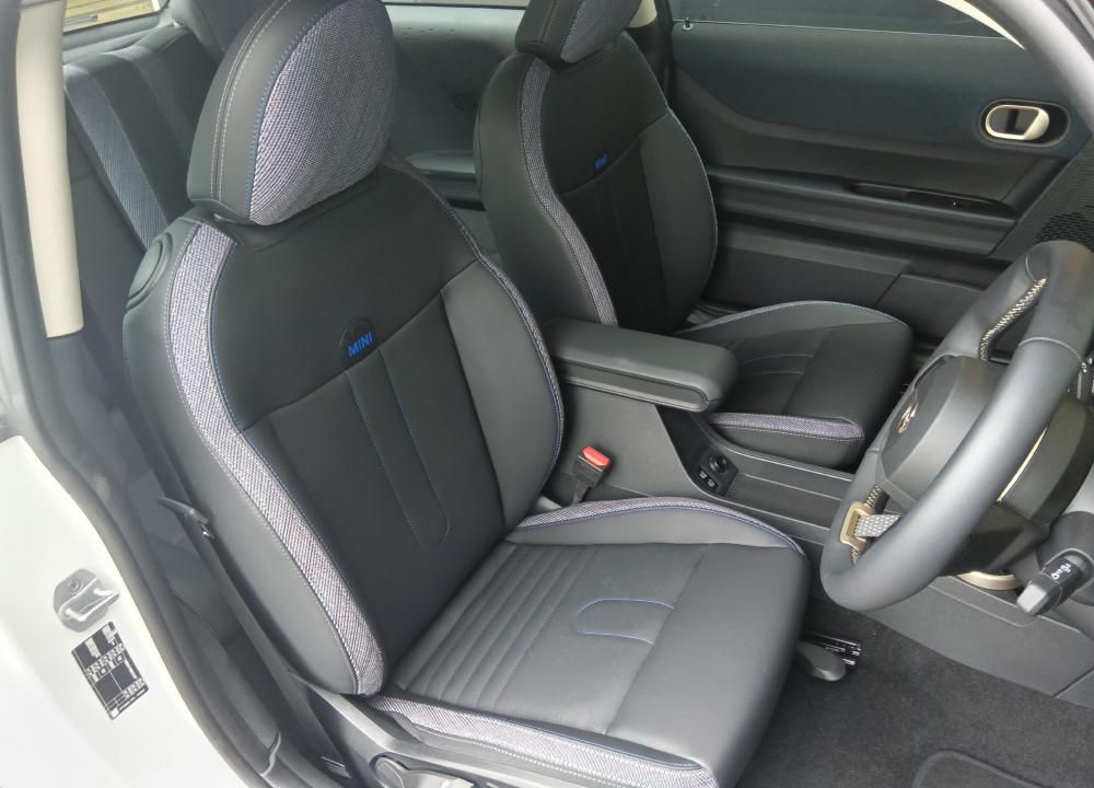 F66 MINI Cooper C 3Dr