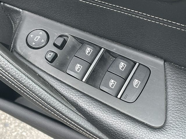 530I