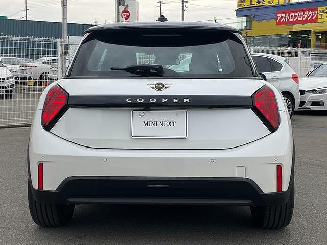 F66 MINI Cooper C 3Dr
