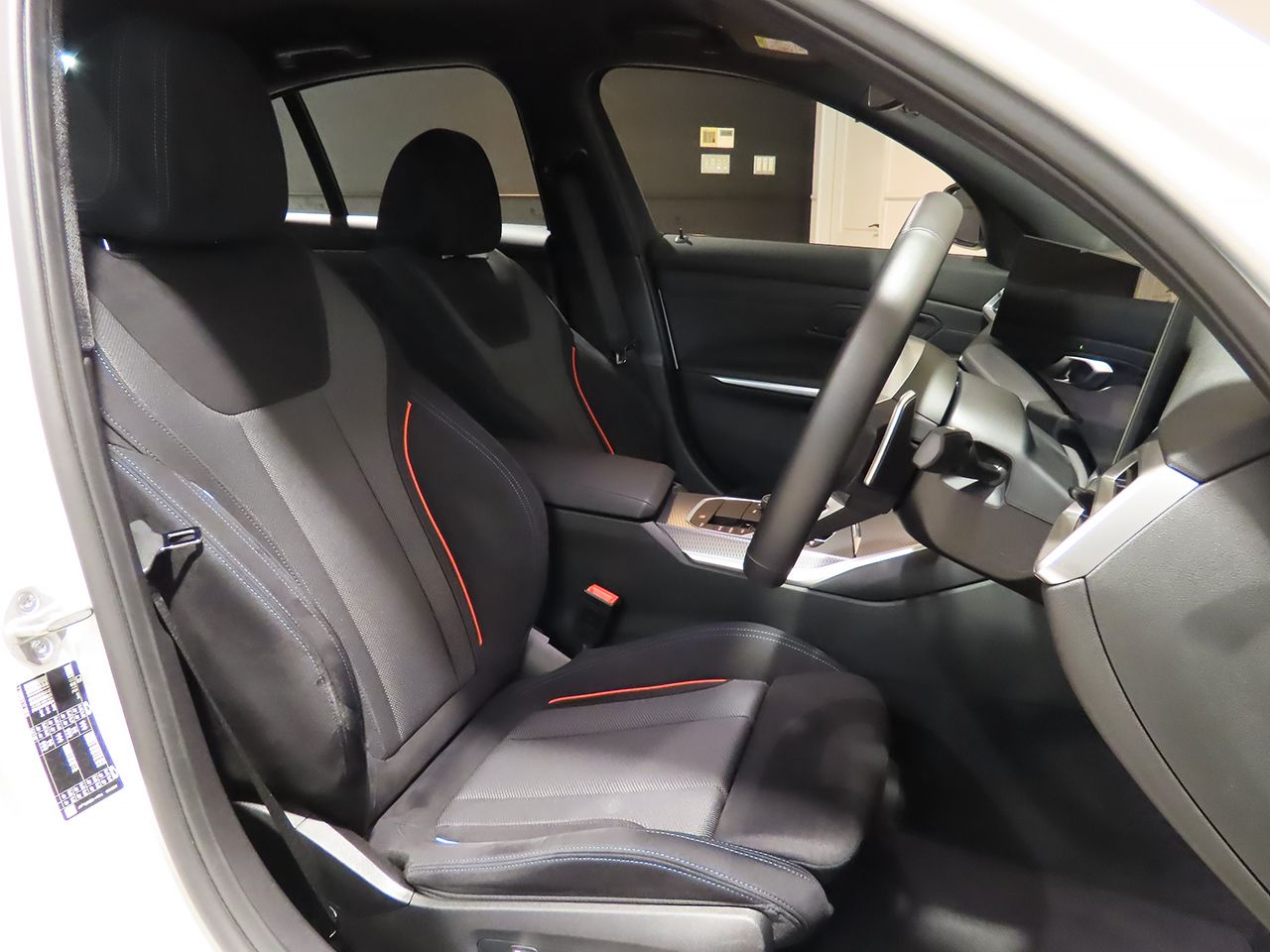 G20 320i Saloon LCI RHD MX