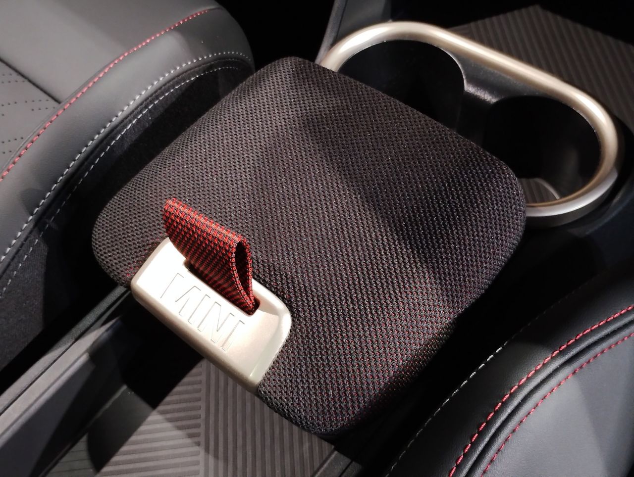 U25 MINI John Cooper Works Countryman ALL4