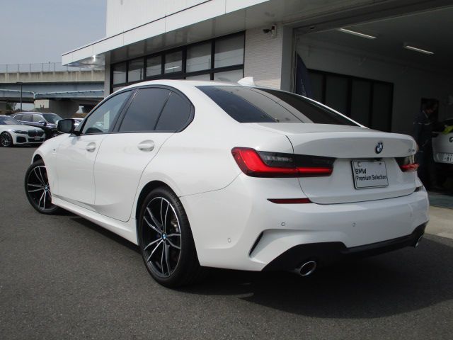 330i Berline RHD