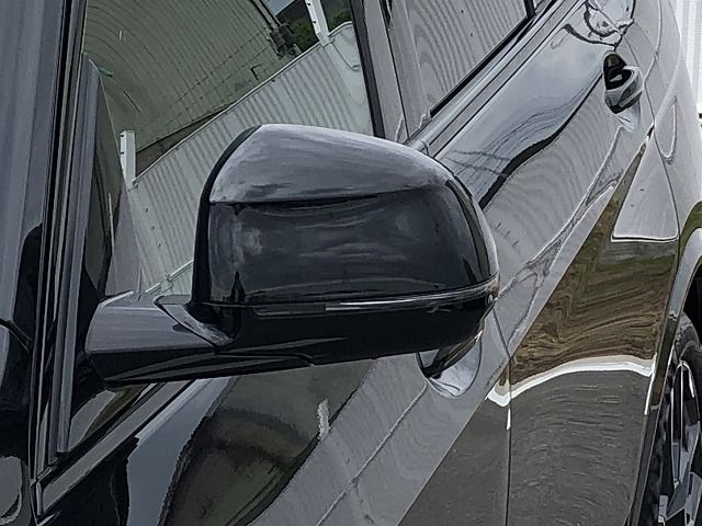 X7 xDrive40d RHD US
