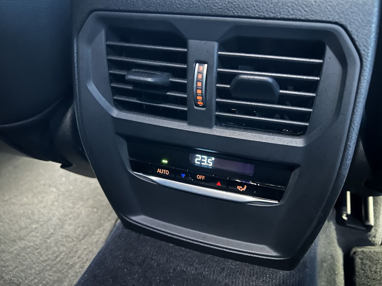 G20 320d xDrive RHD Saloon