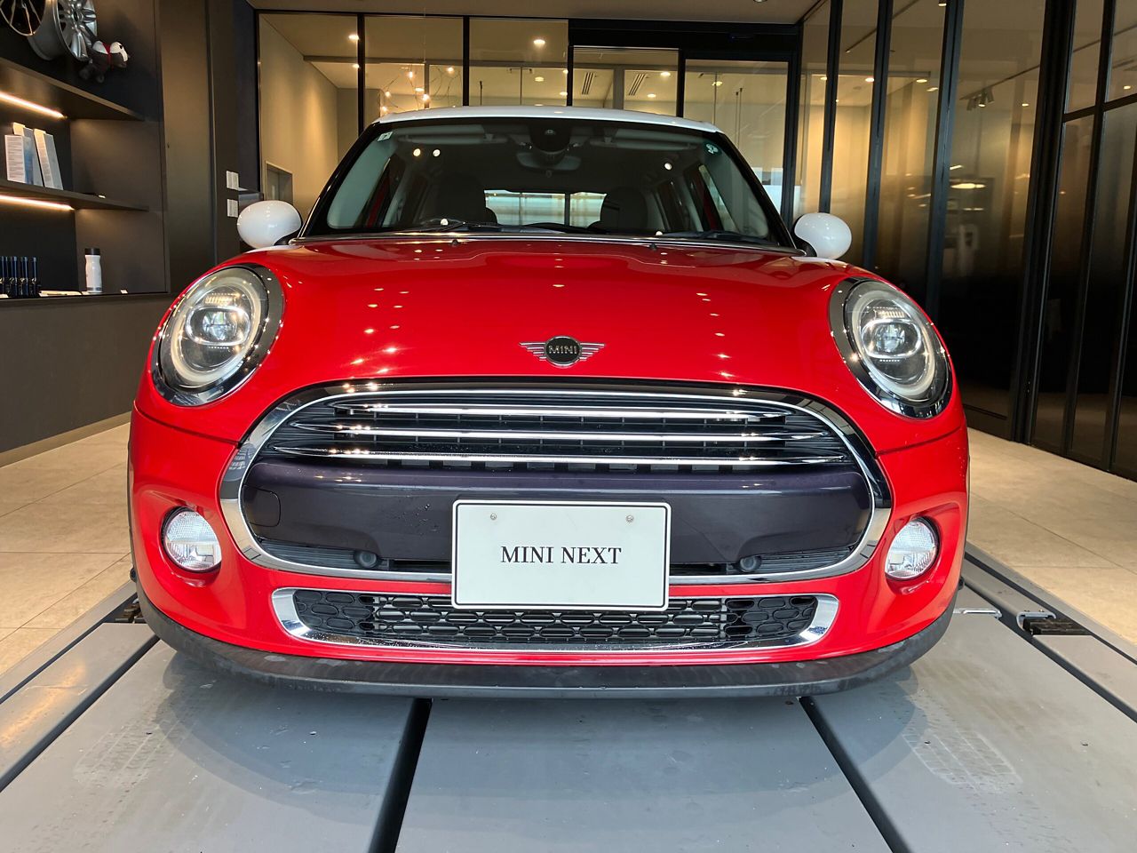 F55 COOPER D (AT)