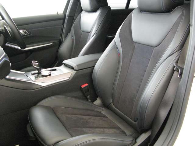 G20 320d xDrive RHD Saloon