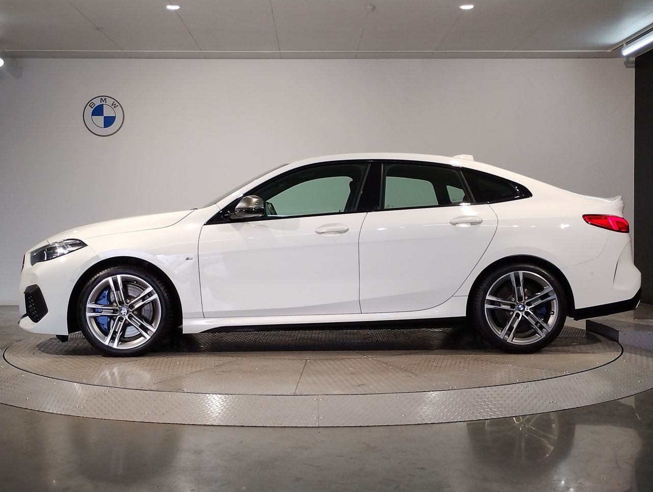 F4* **35i xDrive **** ***** B48 2.0i