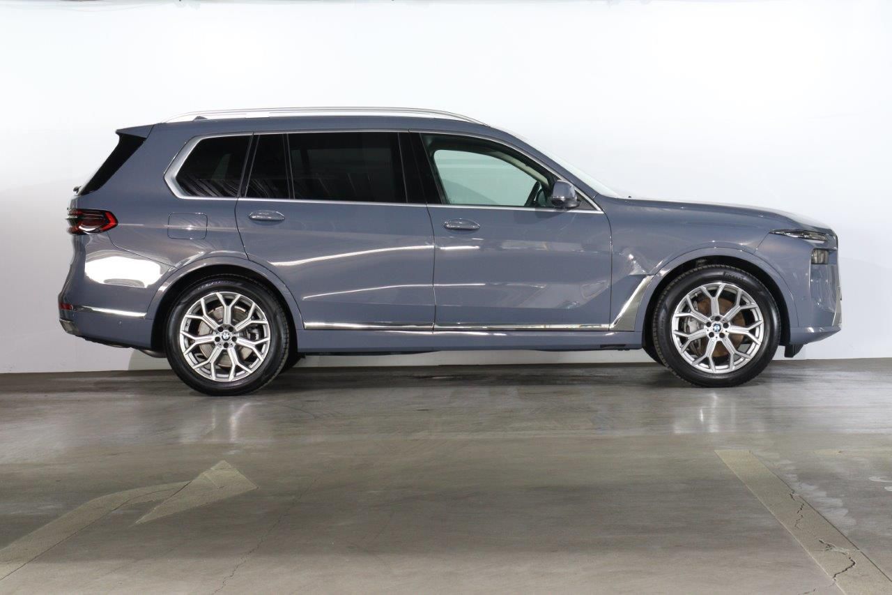 X7 xDrive40d RHD US