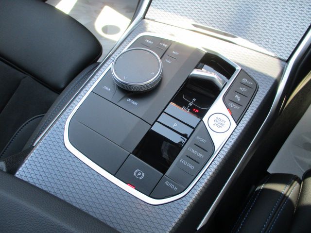 G21 320i Touring LCI RHD