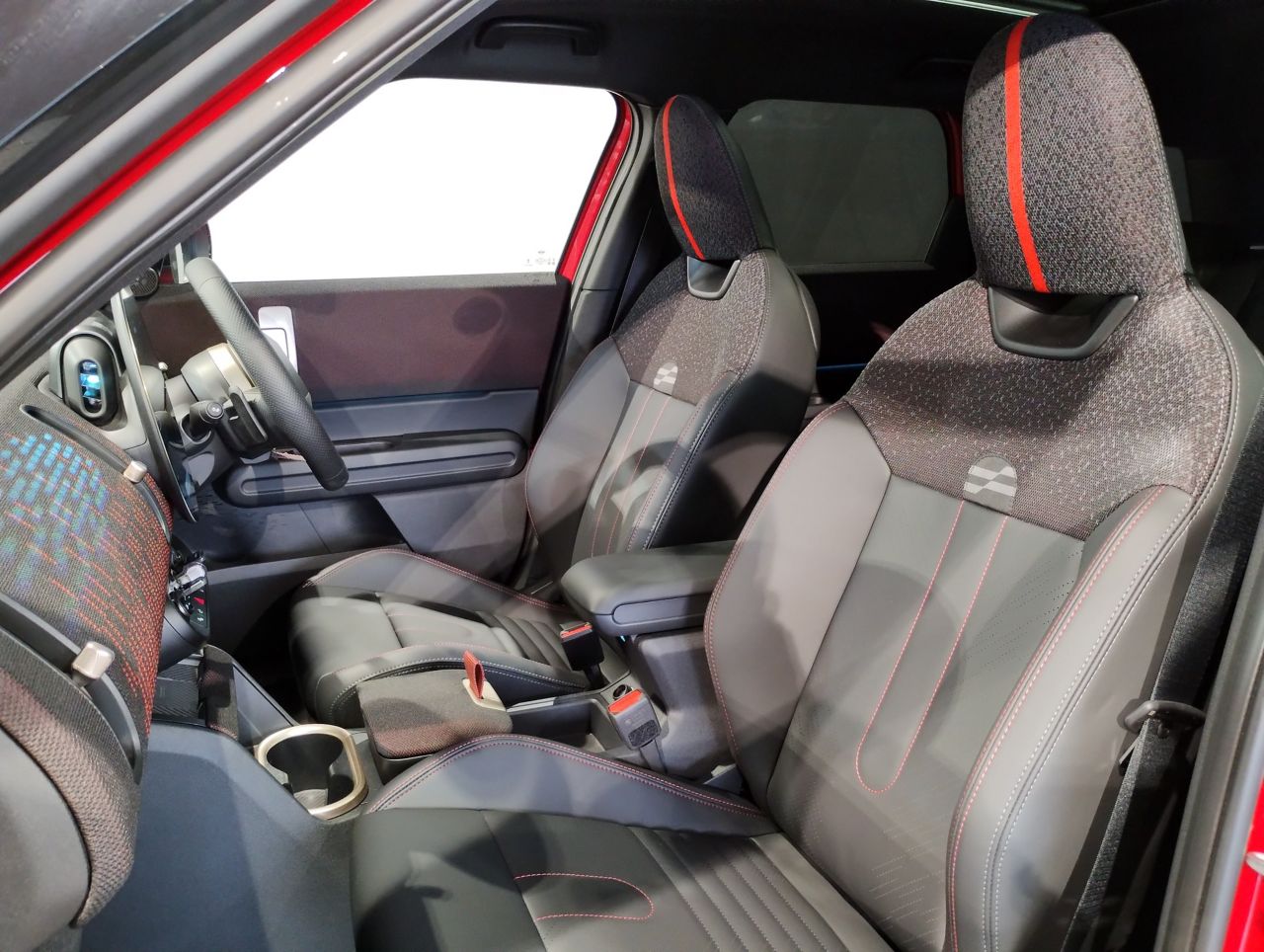 U25 MINI John Cooper Works Countryman ALL4