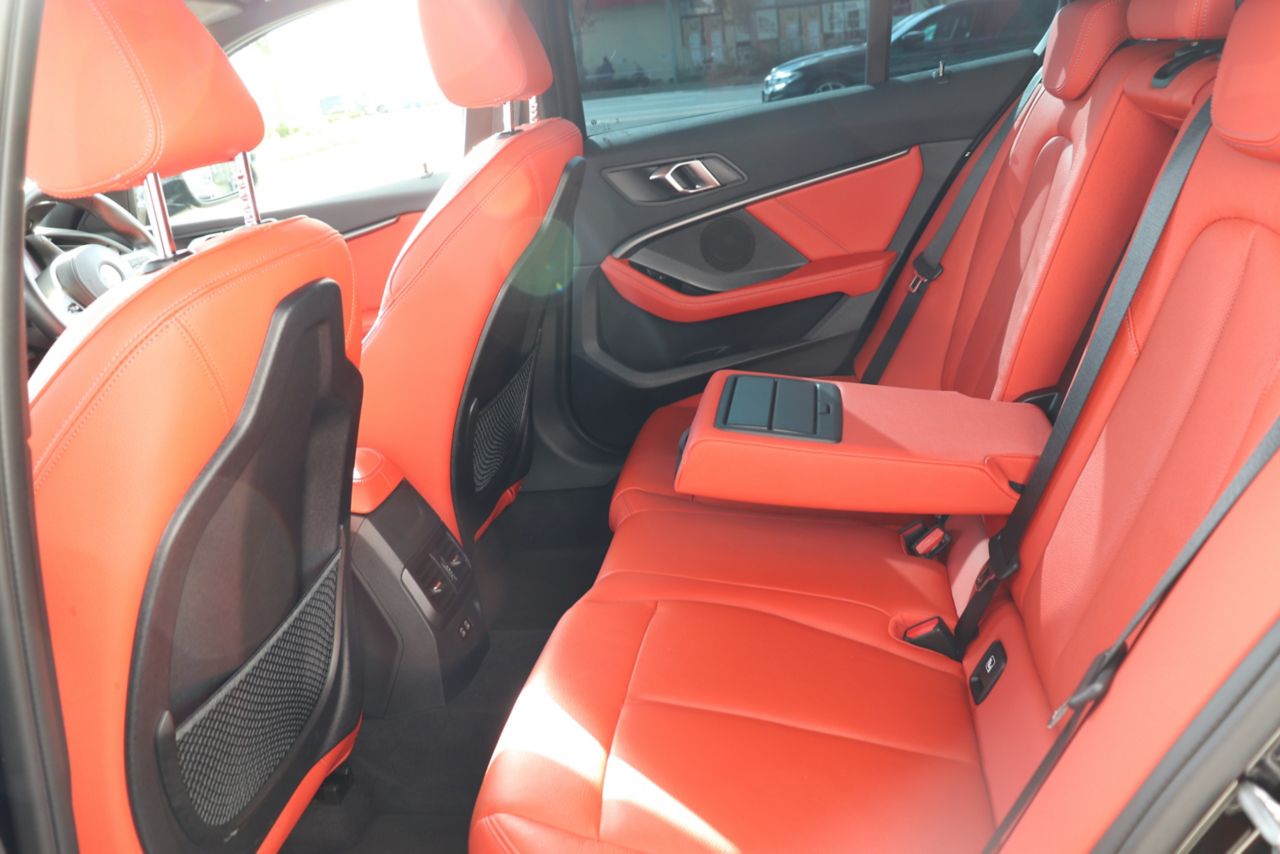 F40 118d Sports Hatch 5-door B47 2.0d