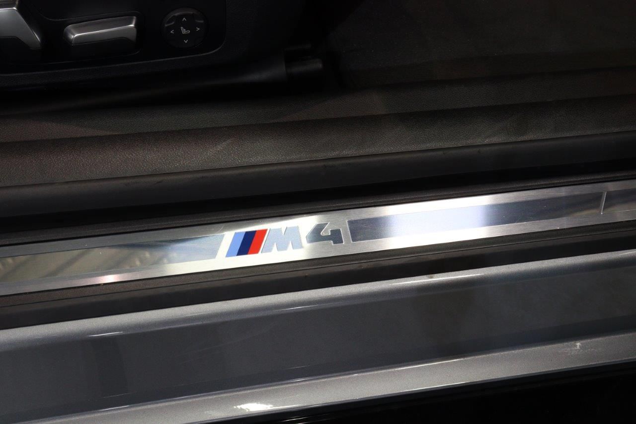 G83 M4 Competition M xDrive Competition RHD