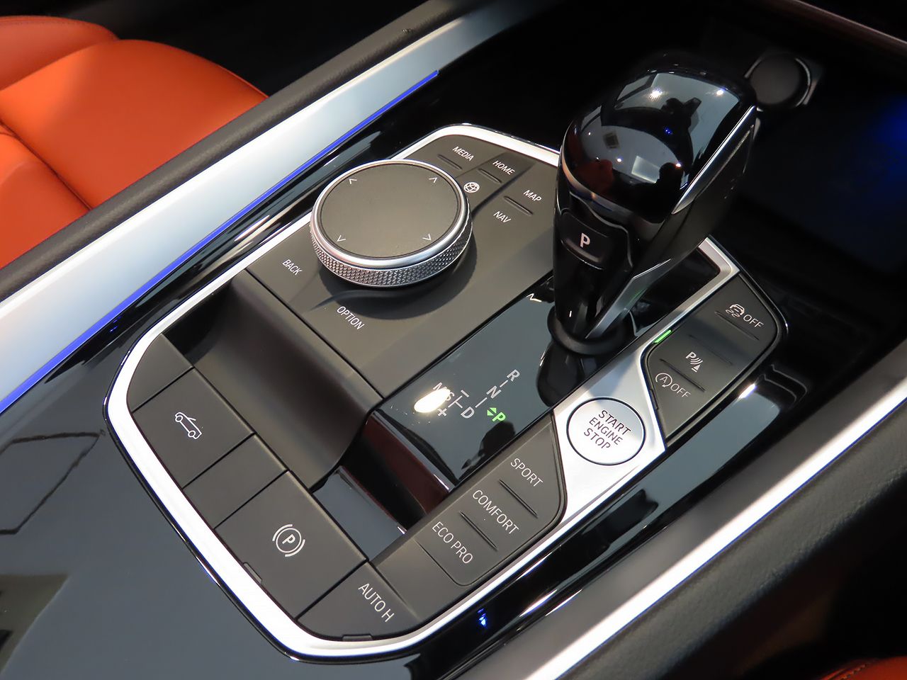 G29 z4 sDrive20i RHD