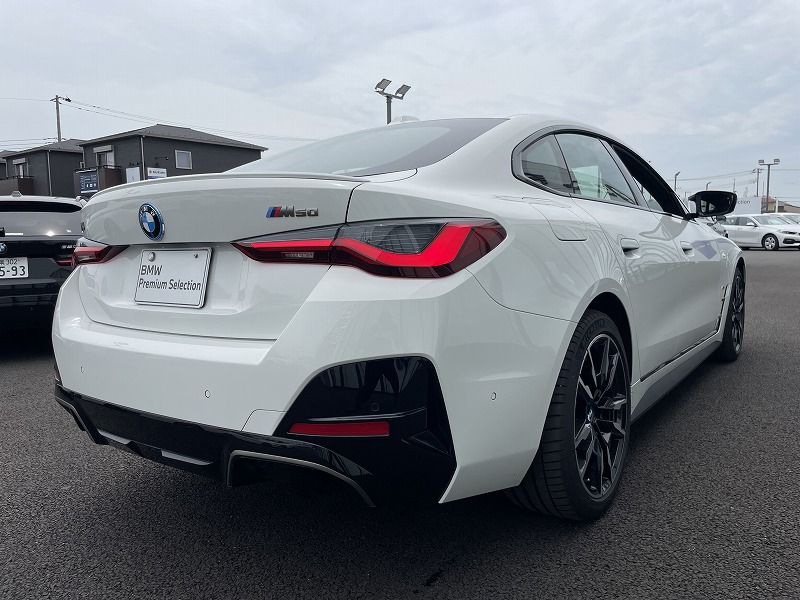 G26 i4 M50 RHD