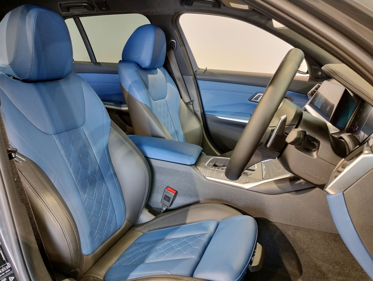 G21 M340i xDrive RHD