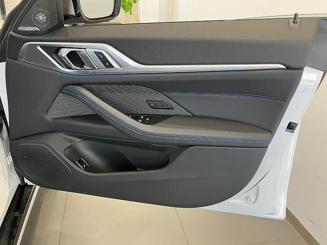 G26 i4 M50 RHD