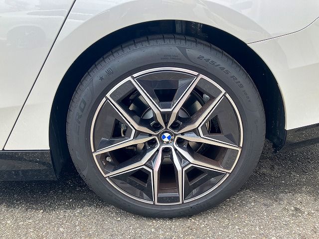 520i Sedan RHD