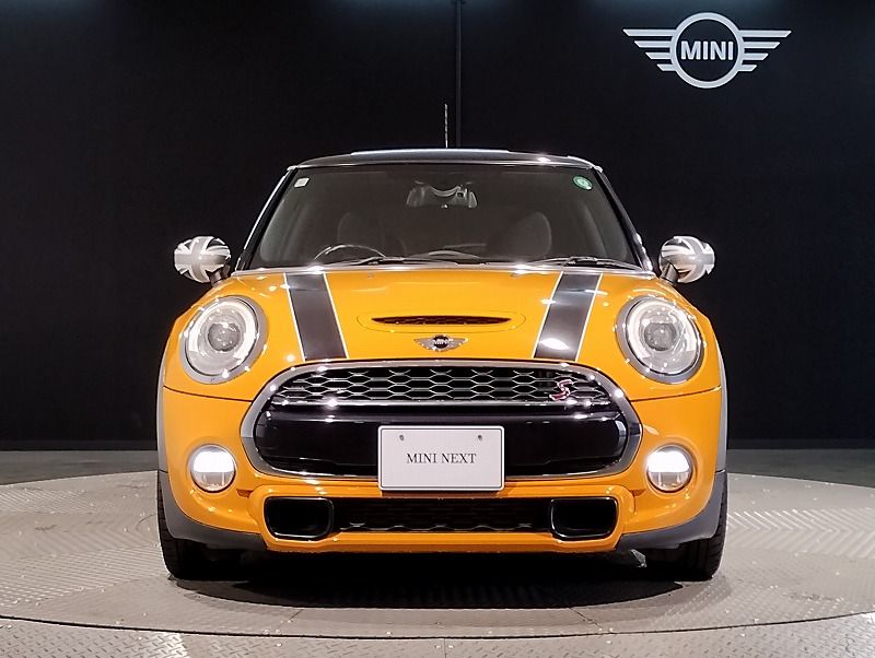 F56 COOPER S D(AT)