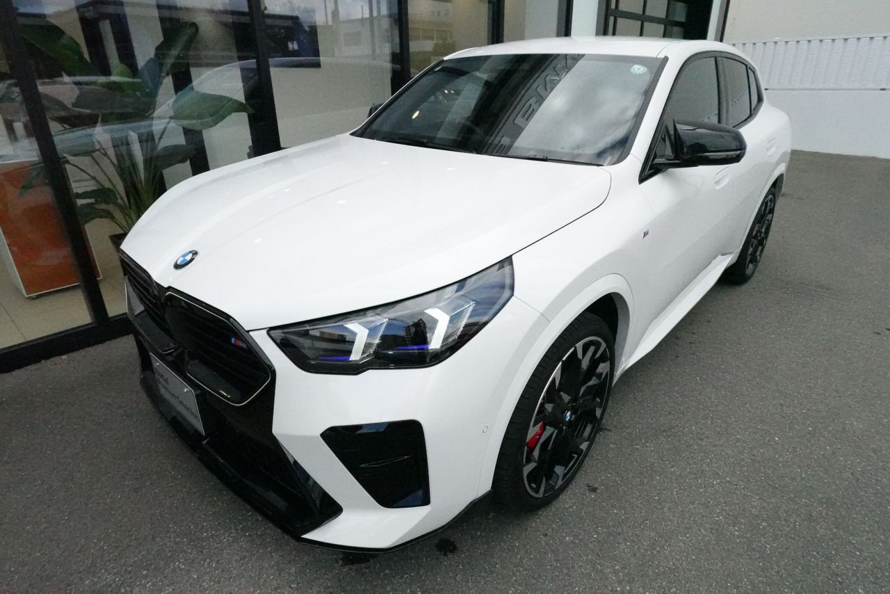 X2 M35i xDrive RHD