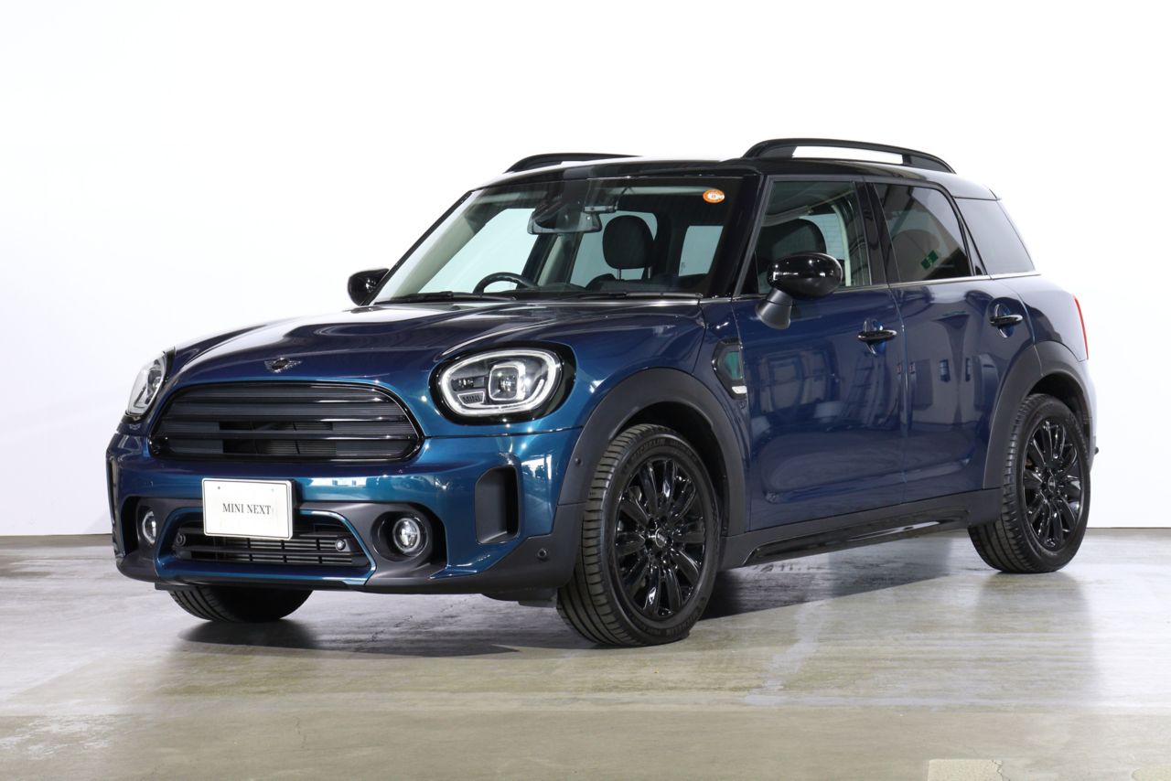 MINI COOPER D CROSSOVER.