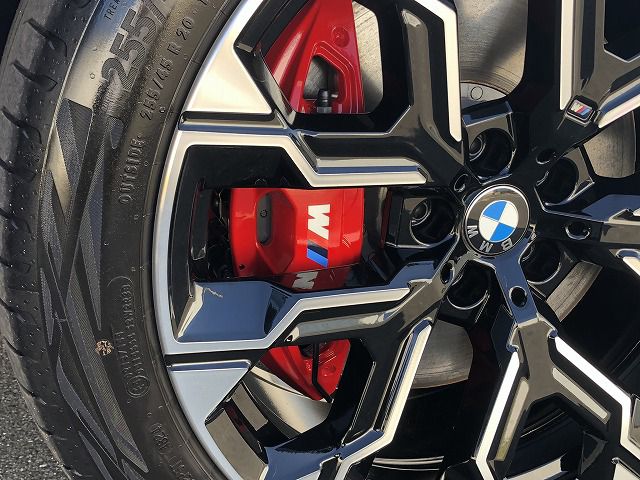 X3 M50 US