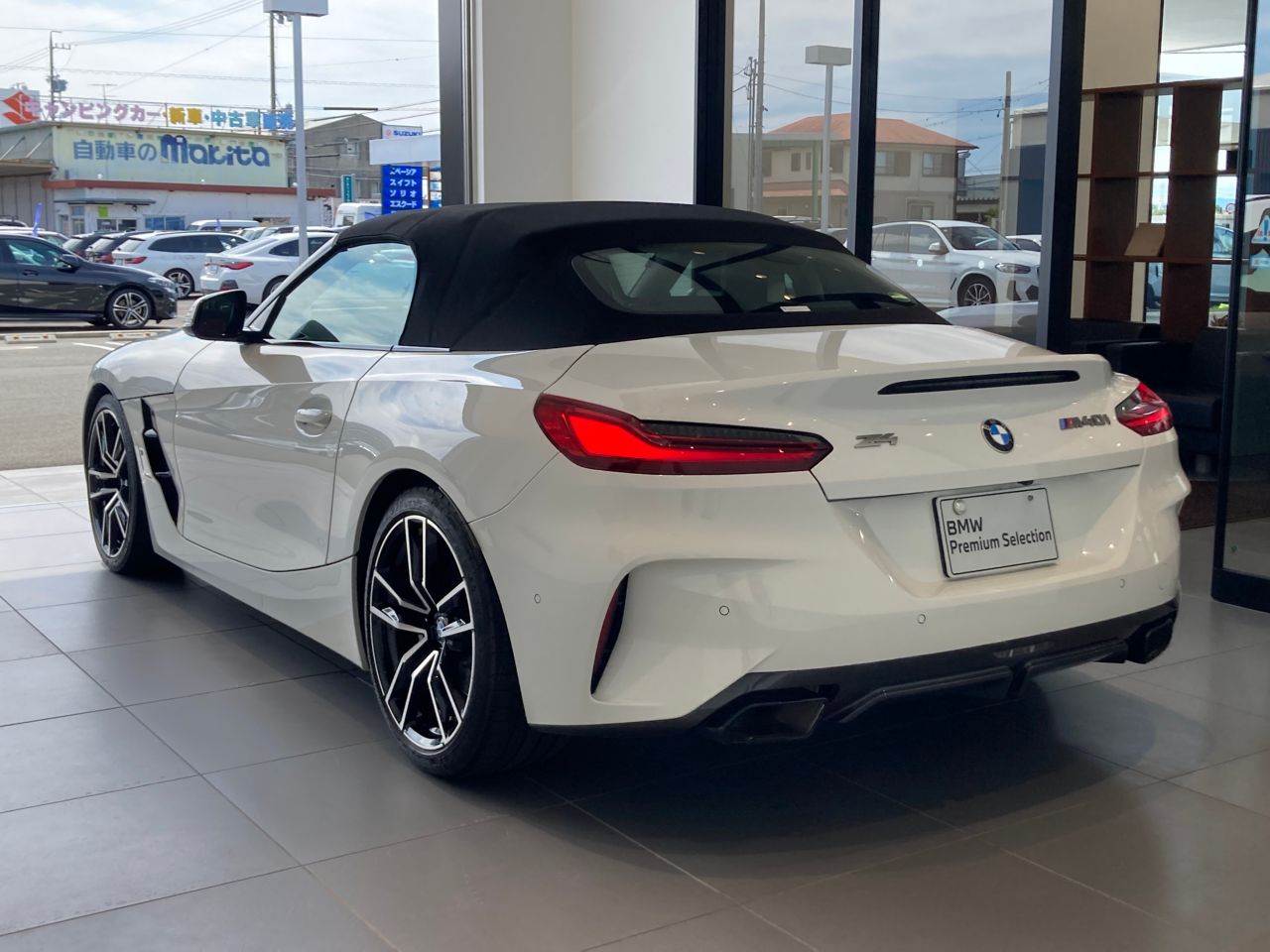 G29 Z4 M40i RHD