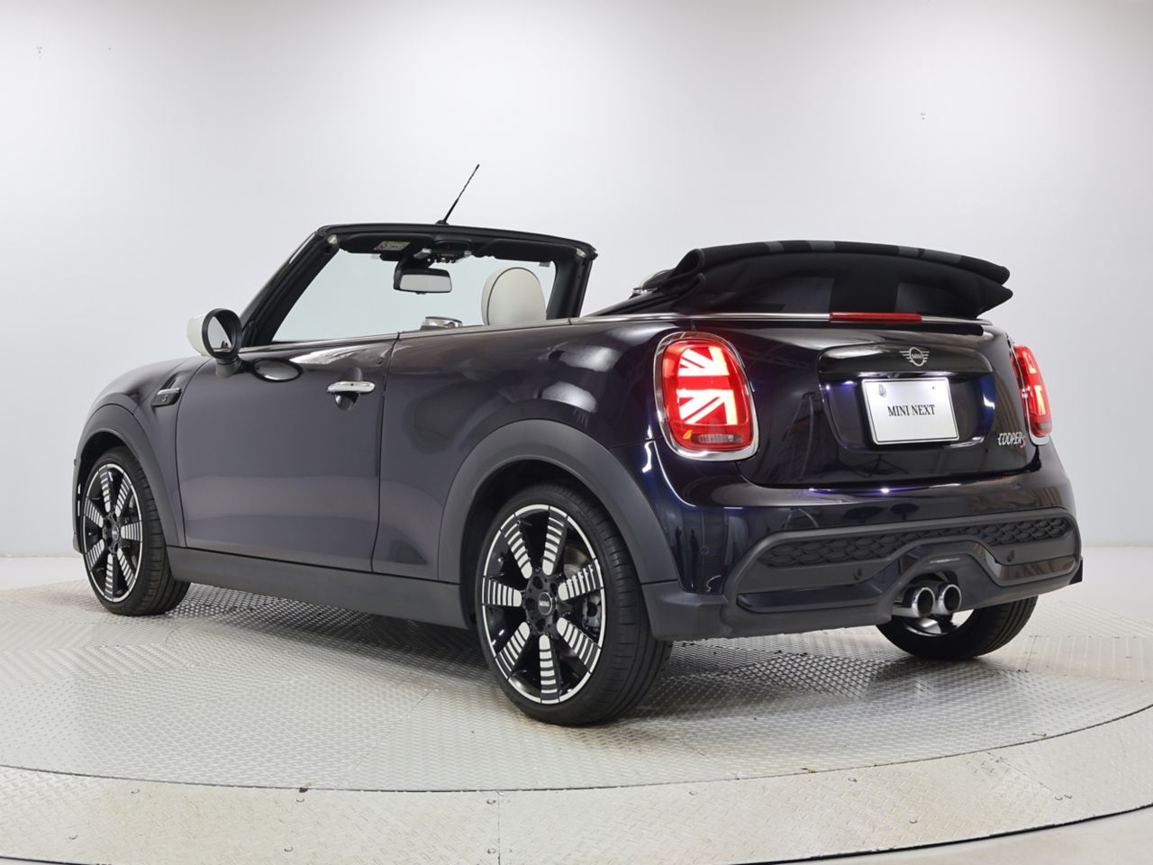 MINI Cooper S Convertible RHD