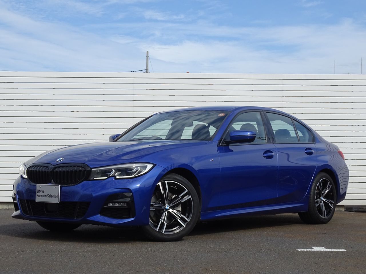 G20 320d xDrive RHD Saloon