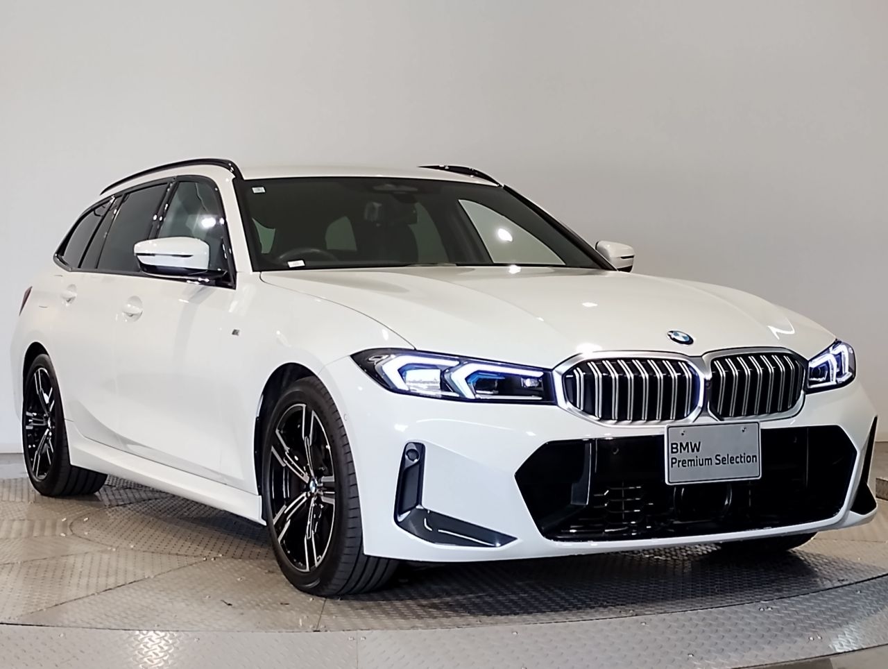 318i Touring RHD