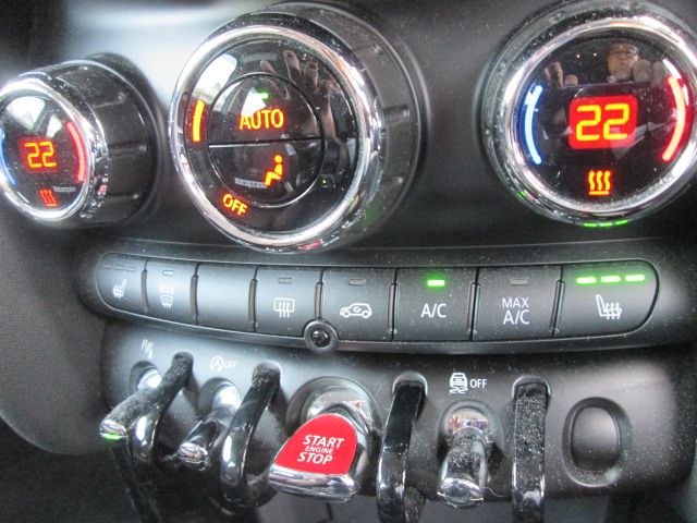 F55 COOPER D (AT)