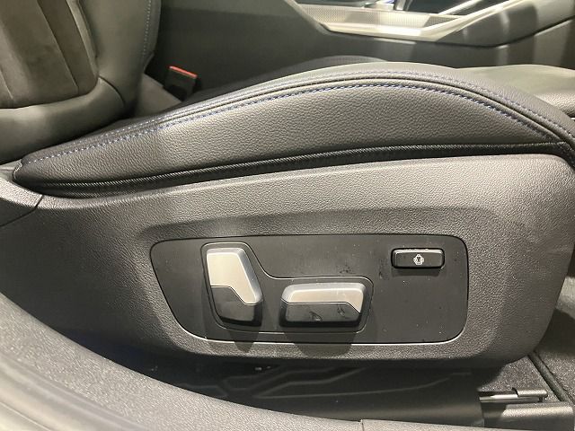 G21 320d xDrive Touring RHD