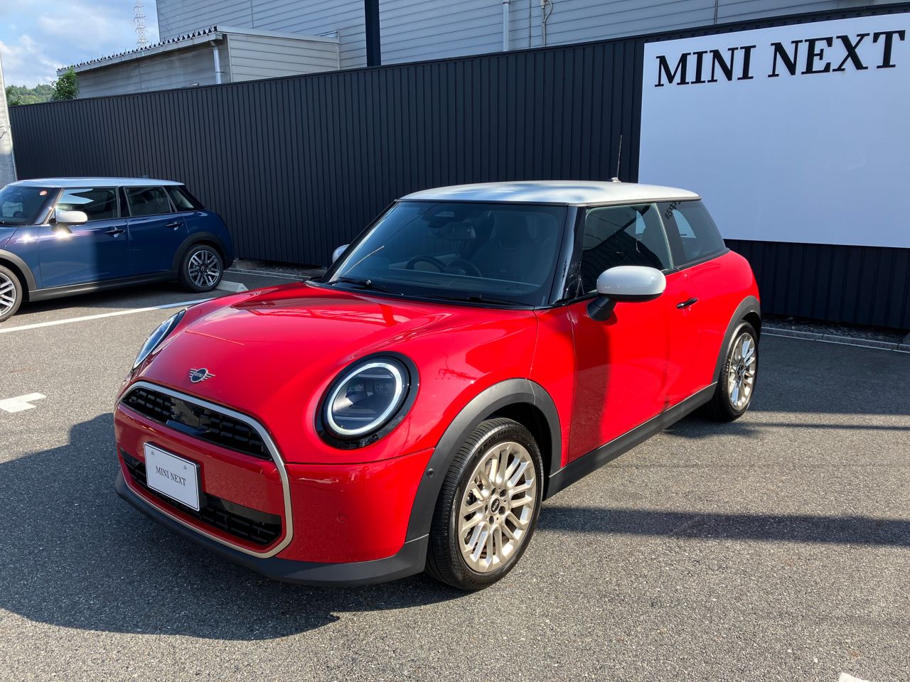 THE NEW MINI COOPER (3 DOOR) C