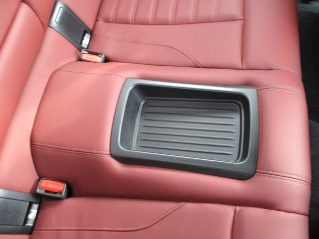 G42 220i Coupe