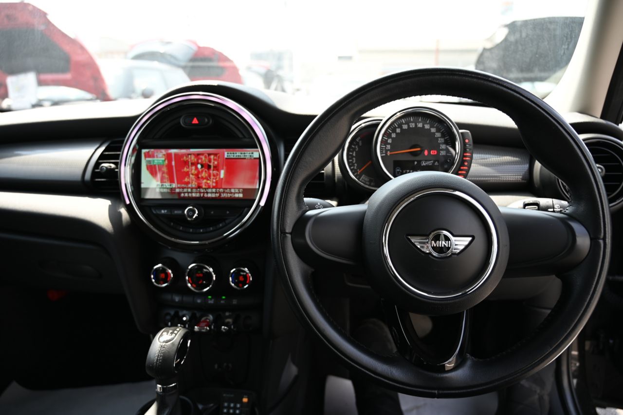 F55 COOPER