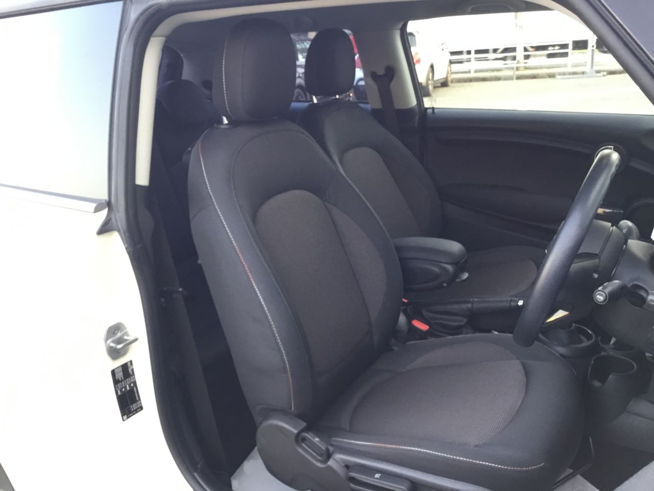 F56 MINI Cooper 3-Door Hatch LCI