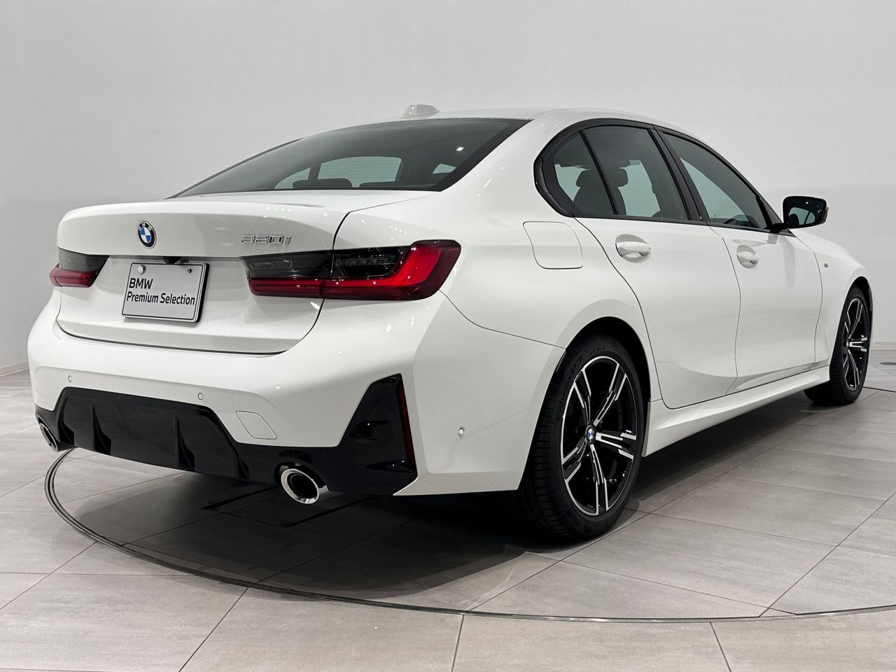 G20 320i Saloon LCI RHD MX