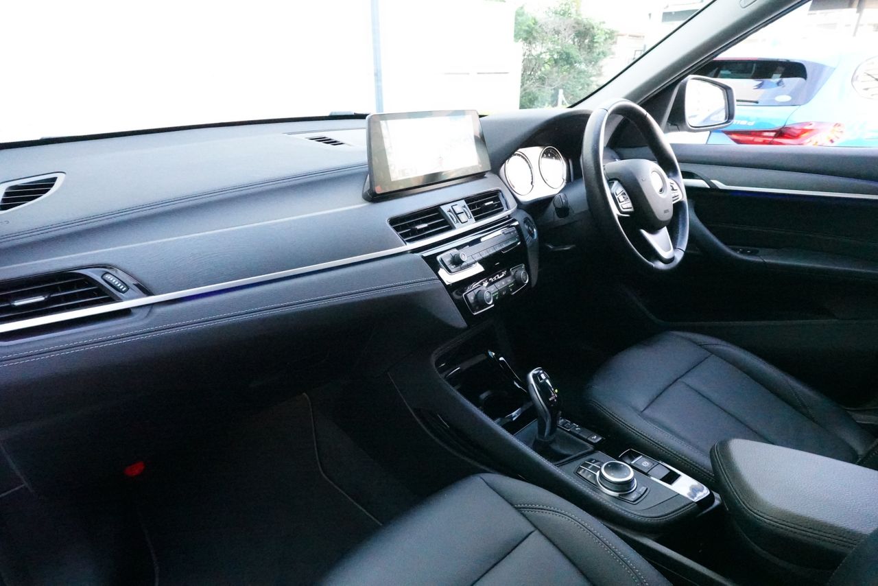 F48 X1 xDrive20i B48 2.0i LCI