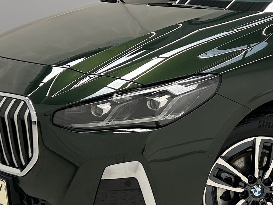 BMW 218
